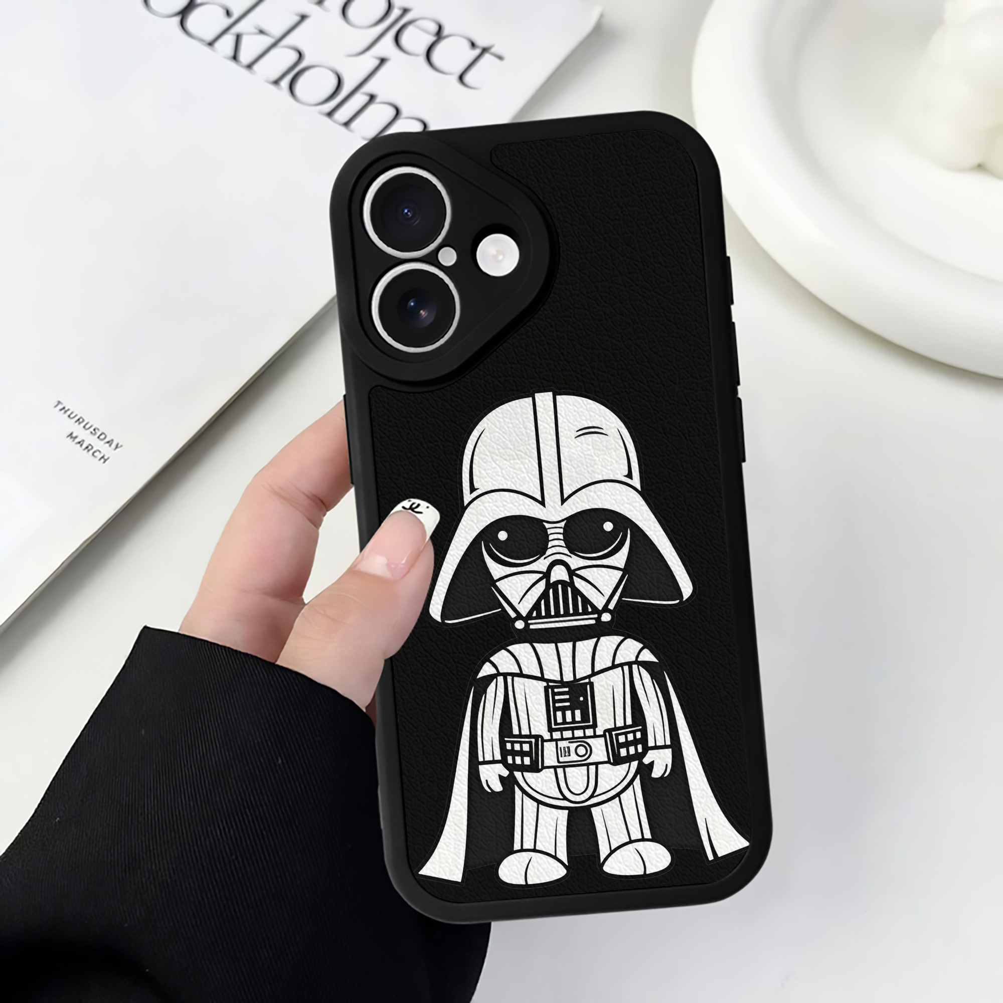 （画像用） スター・ウォーズ Star Wars 【iPhone 16シリーズ対応】シリコンスマホケース（レザー調） 材質：シリコン